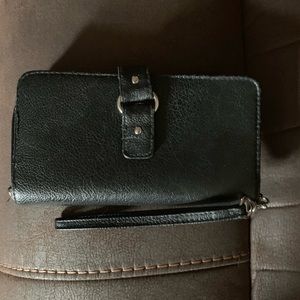Black wallet